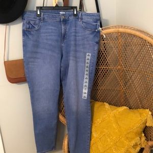 NWT Old Navy Rockstar jeans